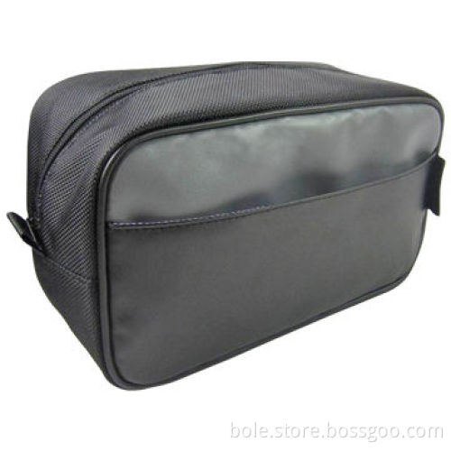Men Cosmetic Bag Made of PU with Nylon Zipper Closure and Handle,Various Sizes and Colors for you